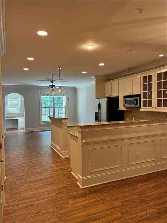2300 Peachford Rd - Photo 2 of 13