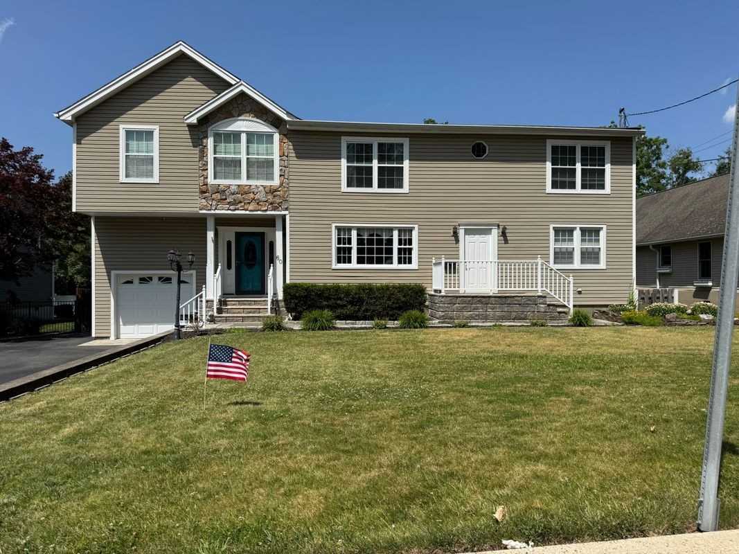 60 Belleview Ave ##1