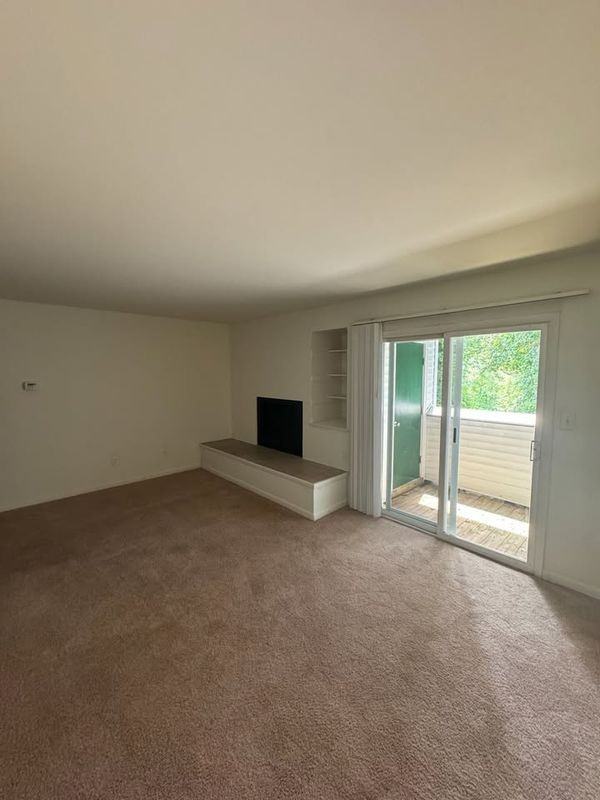 600 Reusens Rd ##111 - Photo 6 of 15