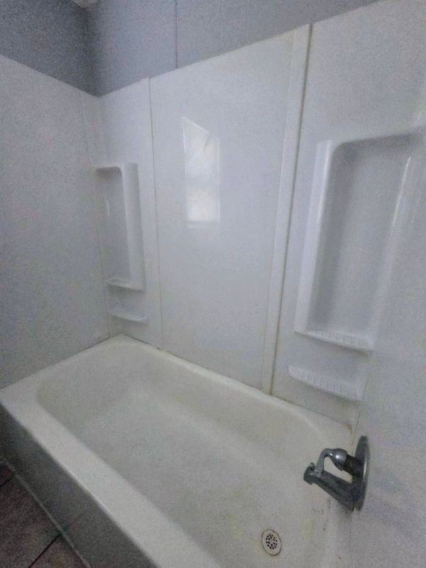 287 Johnson Ave ##1 - Photo 4 of 8