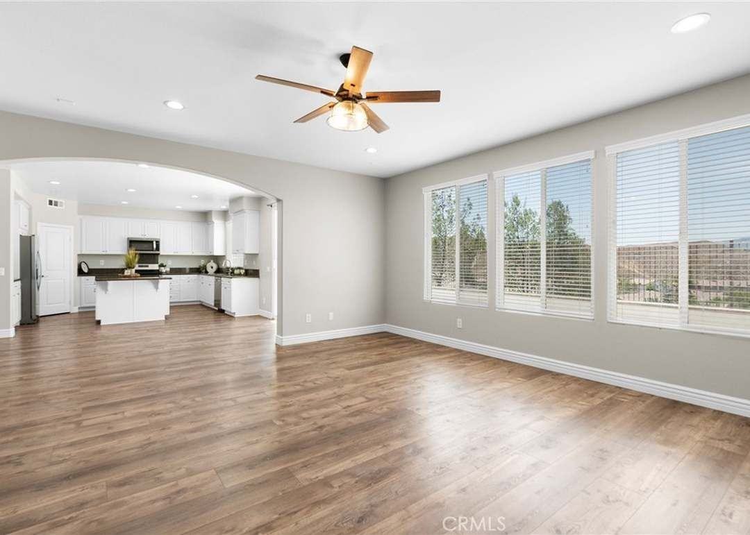 41095 Hatton Garden Ct - Photo 4 of 14