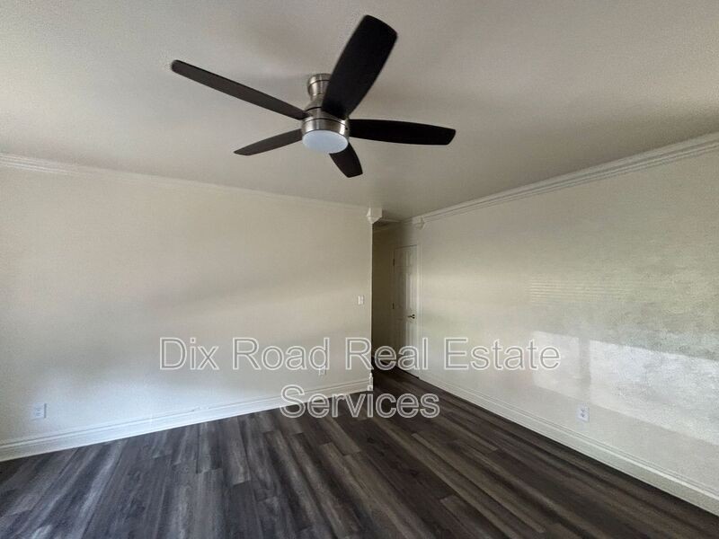 530 Unger Ave - Photo 6 of 18