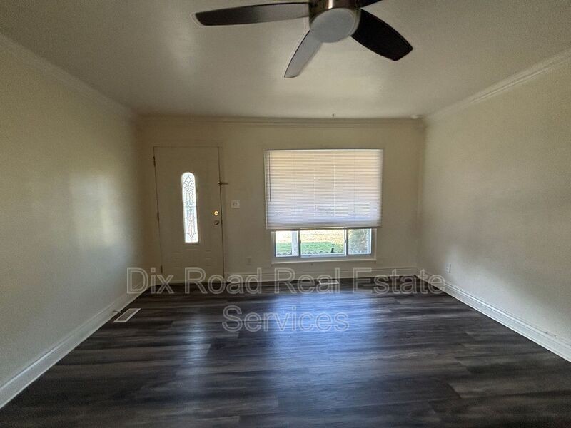 530 Unger Ave - Photo 7 of 18