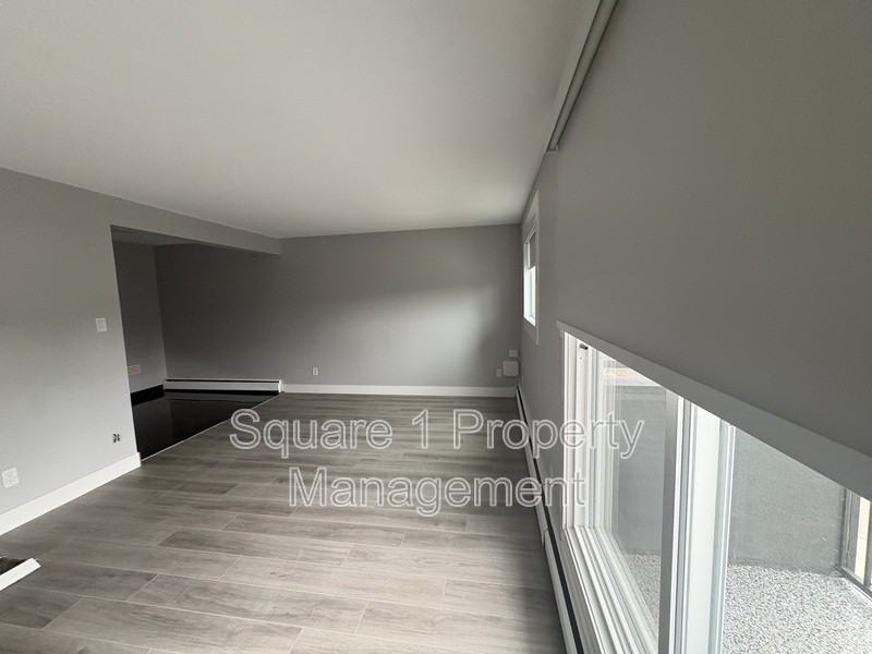 9818 82 Ave Nw #306 - Photo 2 of 8
