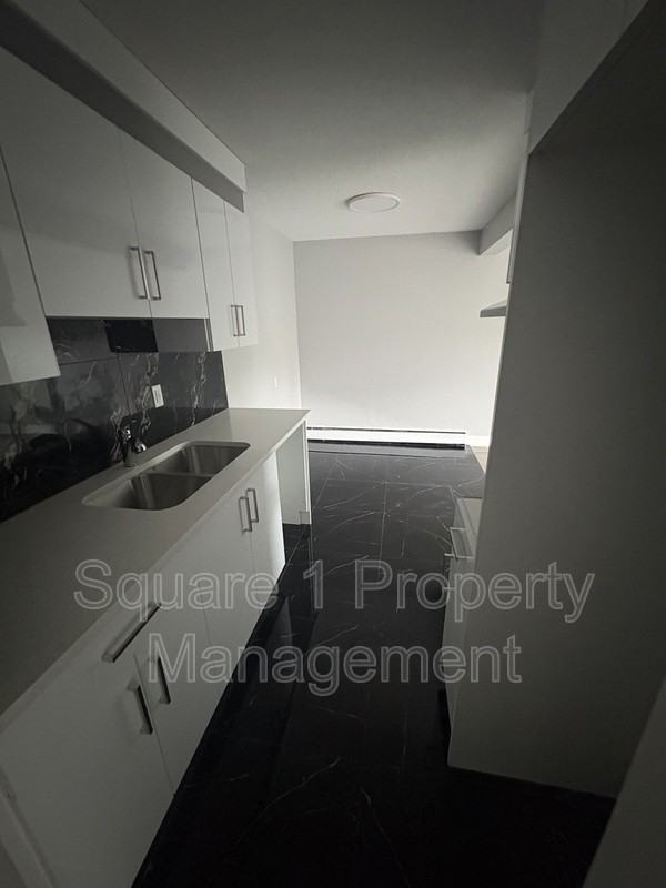 9818 82 Ave Nw #306 - Photo 3 of 8