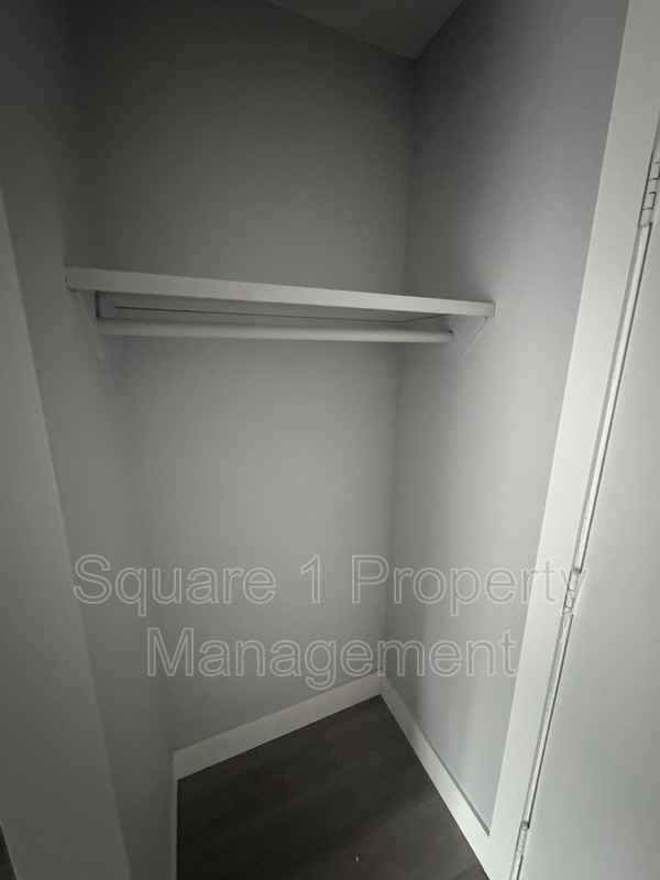 9818 82 Ave Nw #306 - Photo 7 of 8