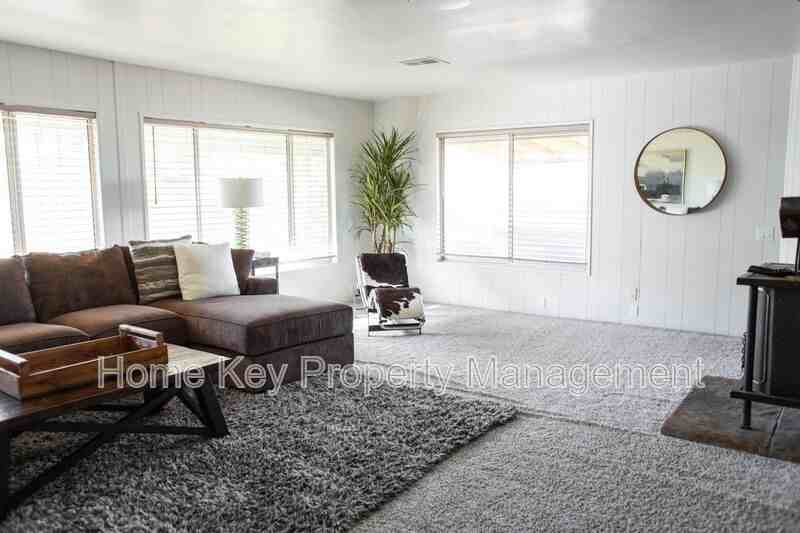 321 E Veyo Resort Rd - Photo 3 of 30