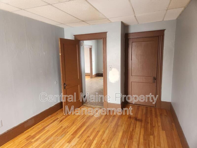 131 Horton St #4 - Photo 4 of 7