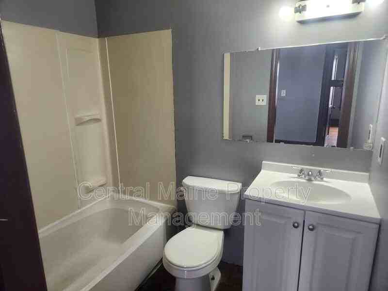 131 Horton St #4 - Photo 7 of 7