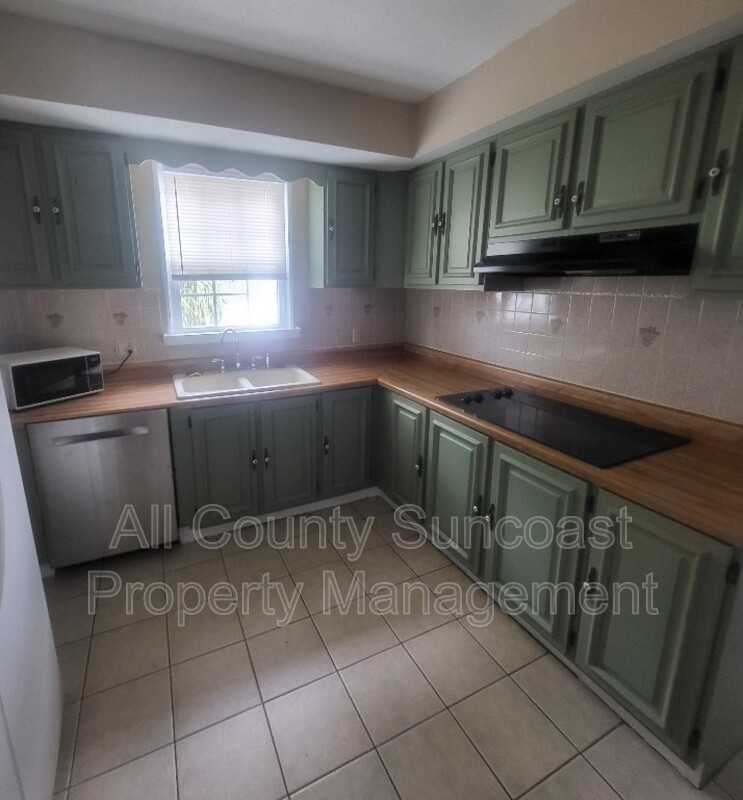 204 80th Ave N - Photo 6 of 12