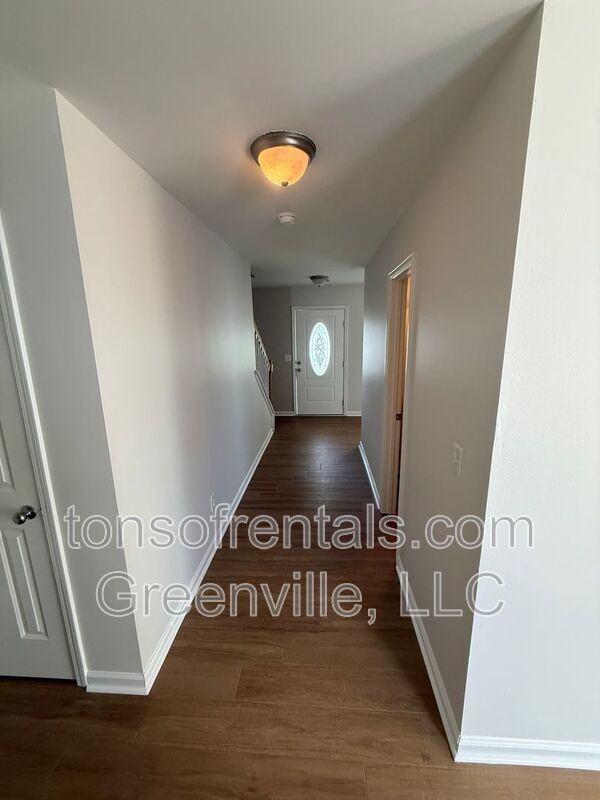 151 Bellweather Dr - Photo 7 of 29