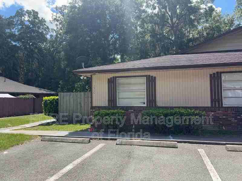 1970 Sestreet Rd #D - Photo 3 of 36