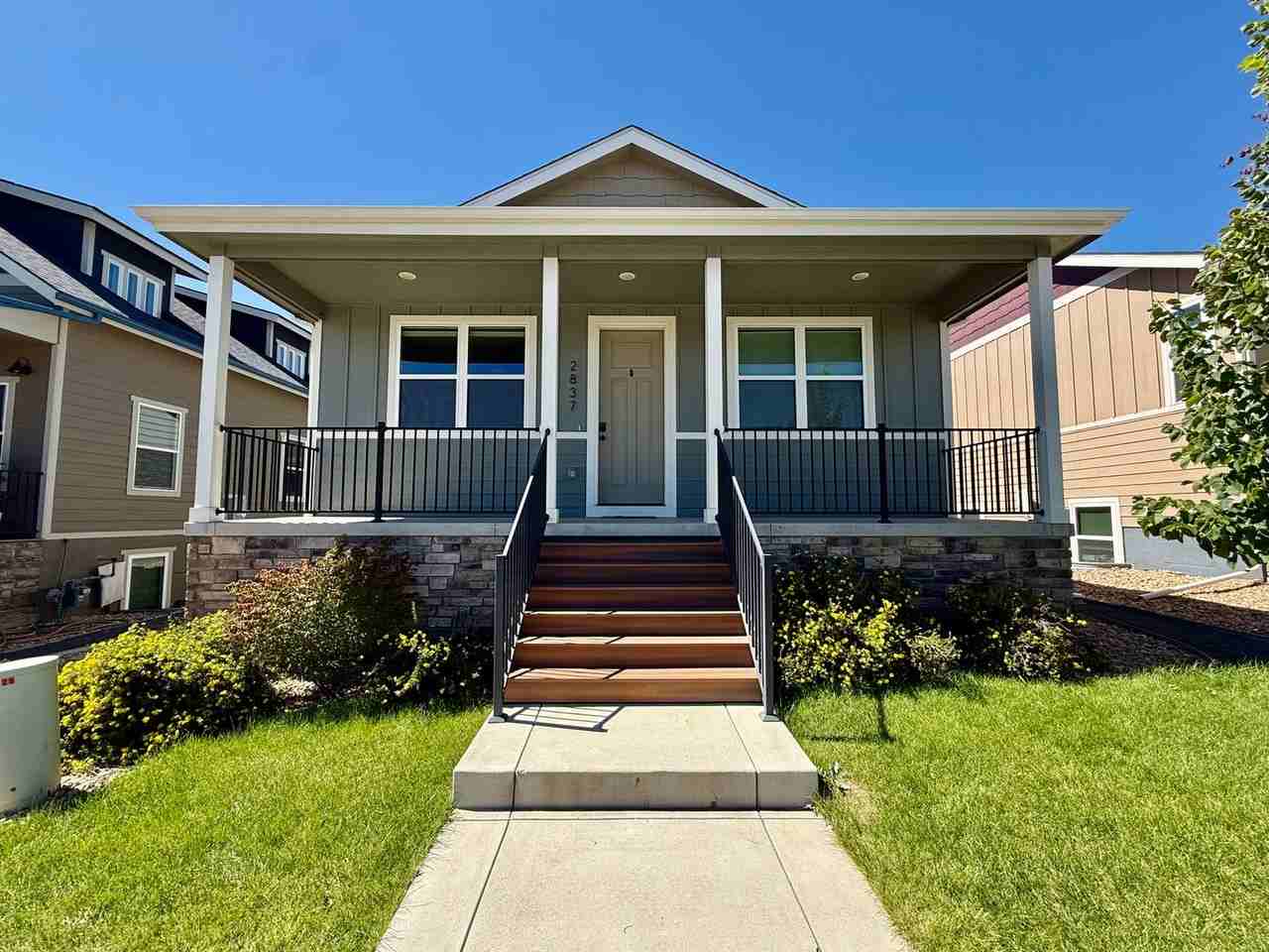 2837 Urban Pl #A - Photo 4 of 29