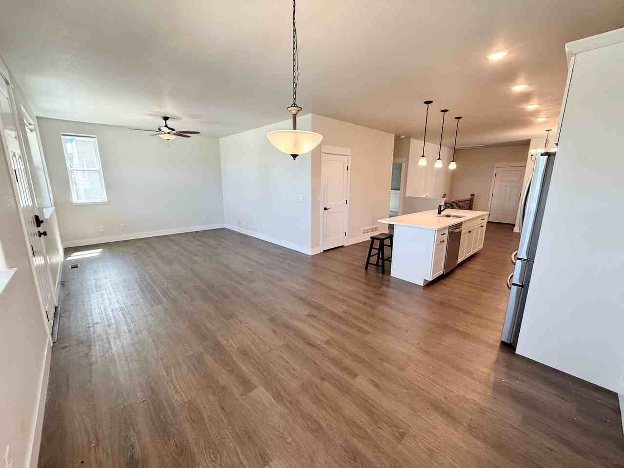 2837 Urban Pl #A - Photo 6 of 29