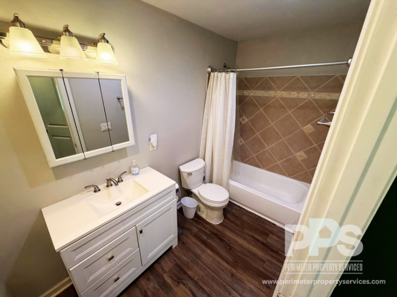 645 Charlotte Pl Nw - Photo 4 of 15