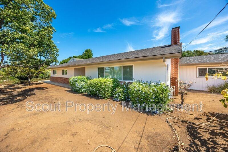 1934 S Juniper St - Photo 2 of 33