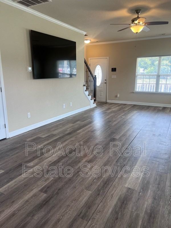 2103 Shell Rd - Photo 7 of 14