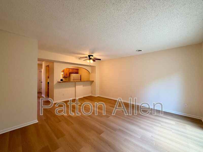 4 Dawnwood Cir - Photo 3 of 22