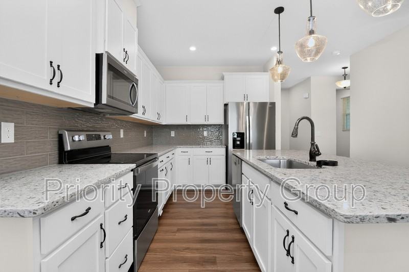 9208 Northfield Crossing Dr - Photo 6 of 34