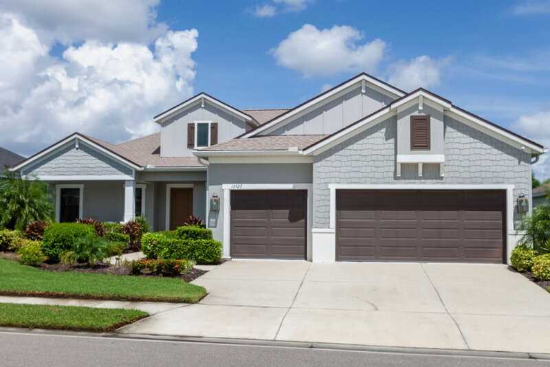 13927 Old Creek Ct - Photo 2 of 50