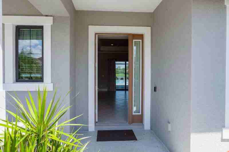 13927 Old Creek Ct - Photo 4 of 50