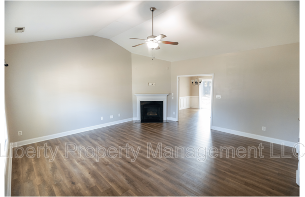 272 Triple Crown Dr - Photo 4 of 17