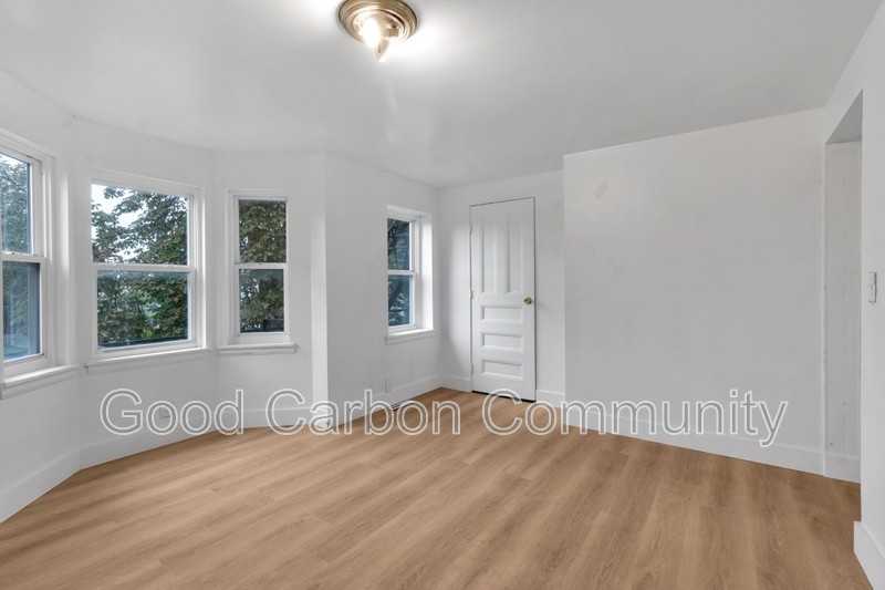 337 Prospect Ave #2