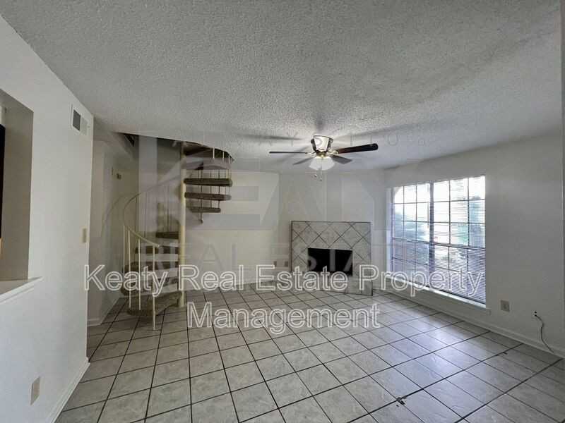 113 Shekel Dr Apt A - Photo 3 of 20