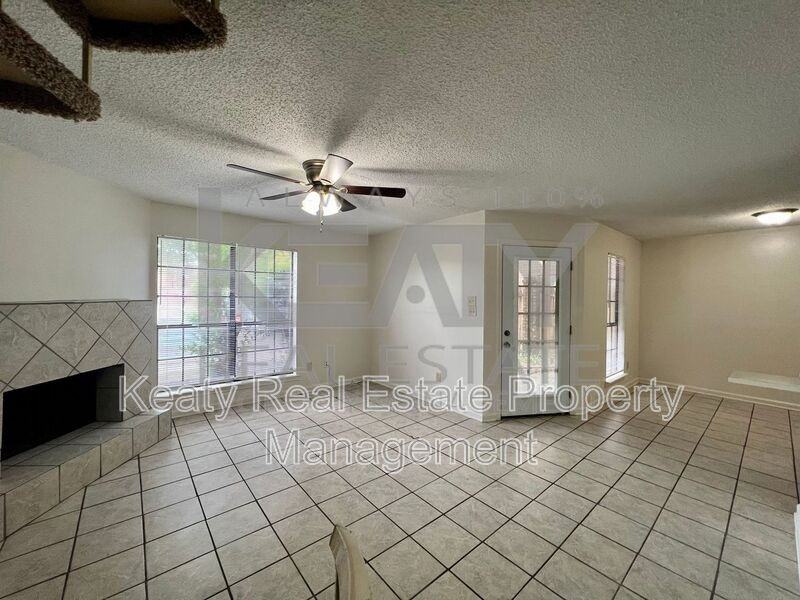 113 Shekel Dr Apt A - Photo 5 of 20