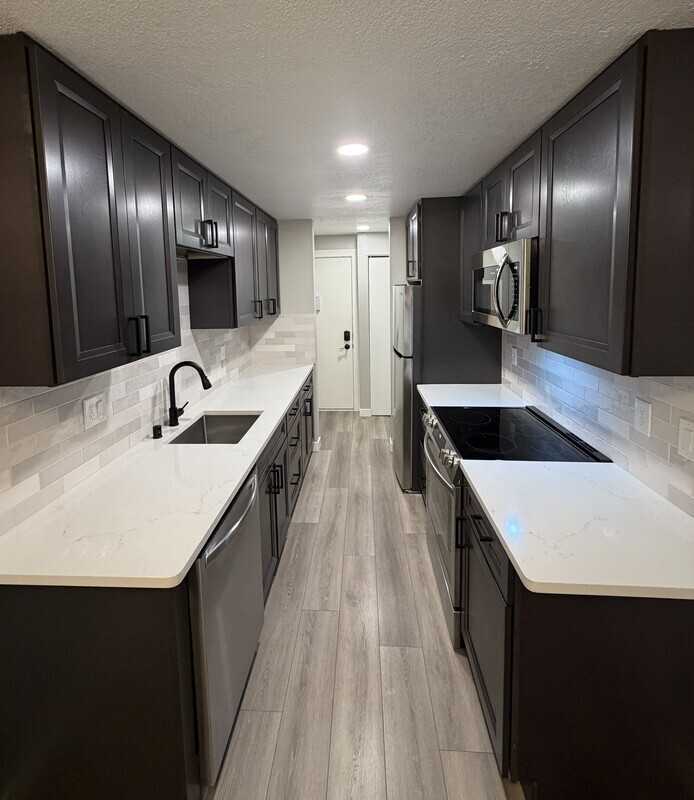 12744 Ne 116th Ln #K12 - Photo 5 of 9