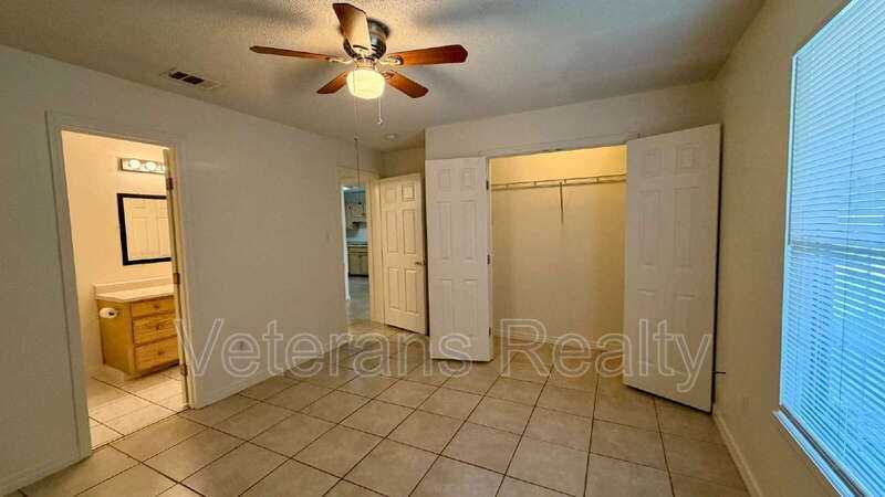 6323 Fred Allen Rd - Photo 3 of 15