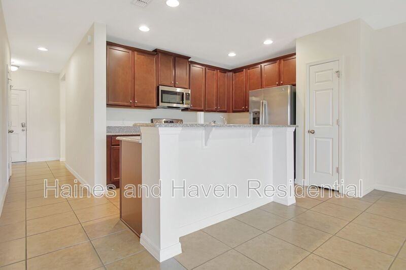 164 Primrose Dr - Photo 7 of 34