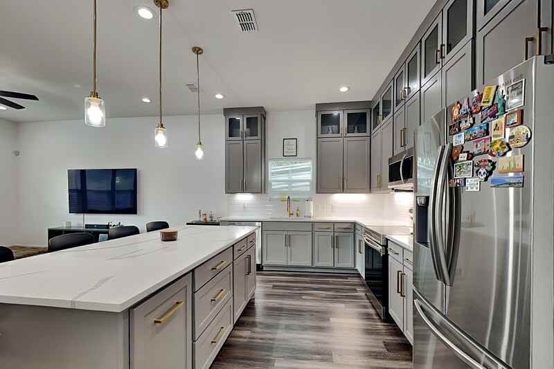 1819 Bickers St - Photo 4 of 17