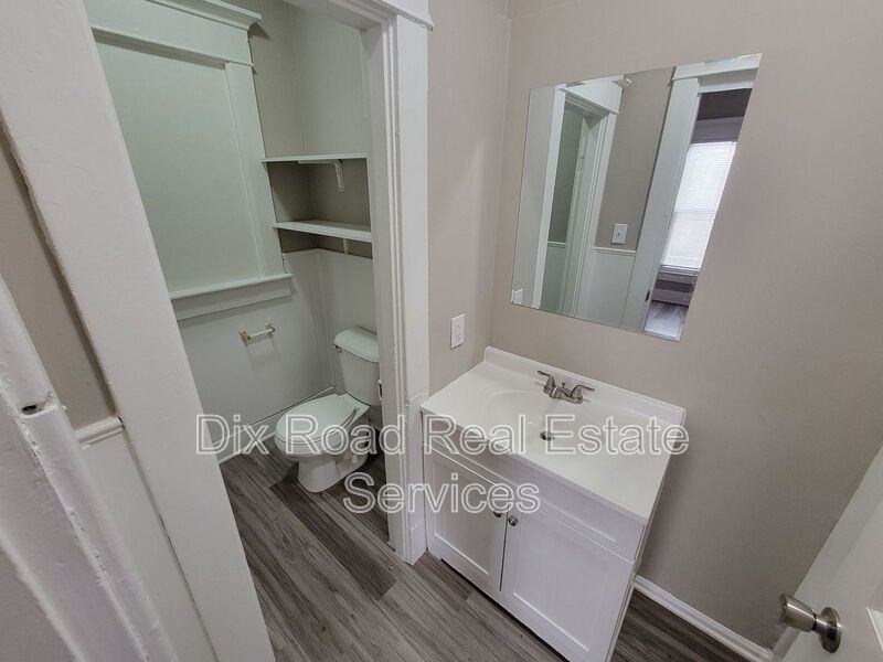307 Moore St - Photo 6 of 10