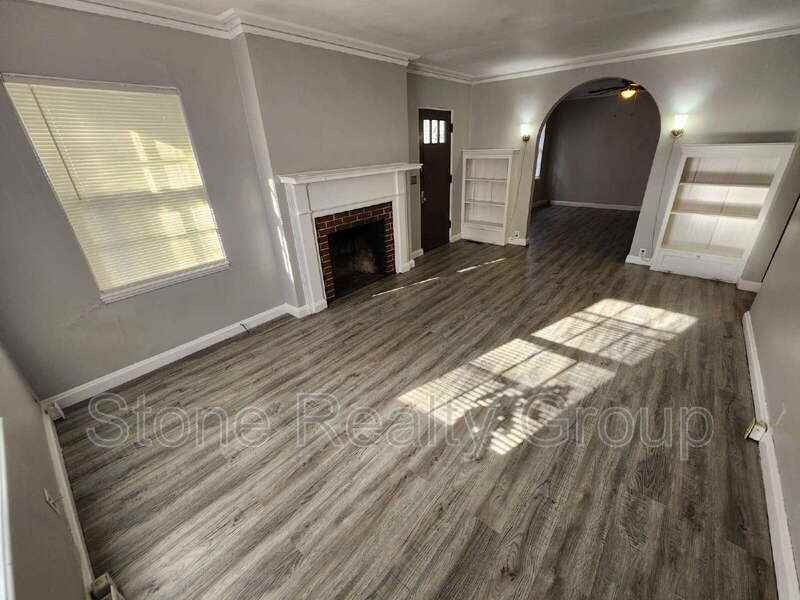 1609 S 5th St #A - Photo 2 of 9
