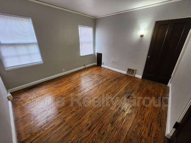 1609 S 5th St #A - Photo 6 of 9