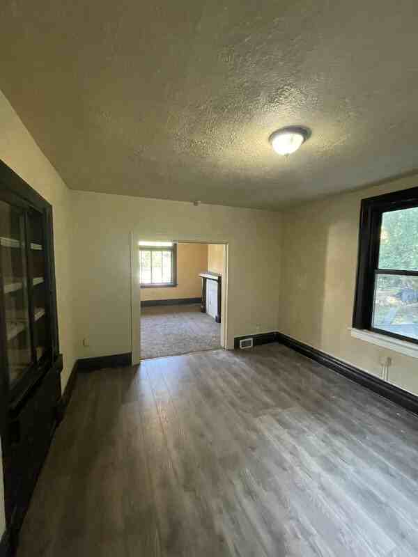 1250 Blackadore Ave - Photo 7 of 14