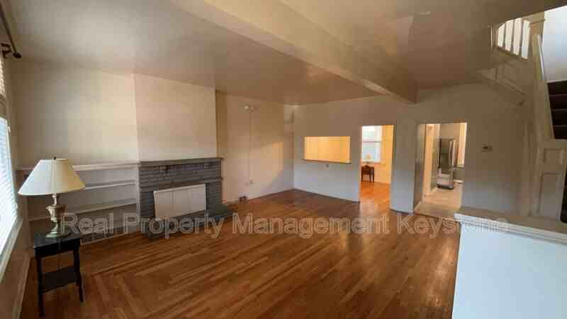 1122 Greenfield Ave - Photo 4 of 23