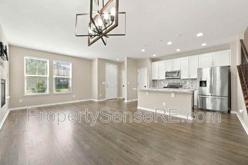 13788 Tall Oaks Loop - Photo 6 of 16