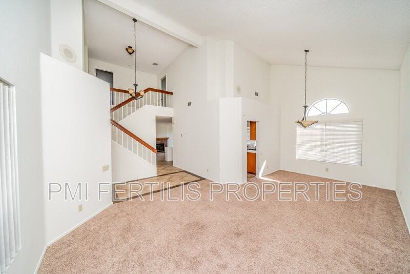 10909 Rollins Ct - Photo 5 of 18