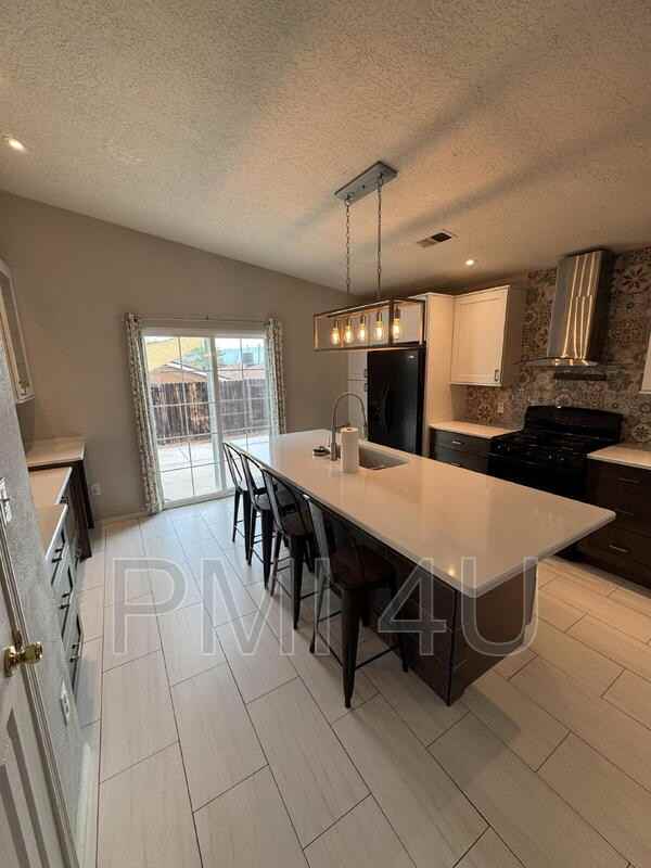 10620 Rio Del Sol Ct Nw - Photo 7 of 29