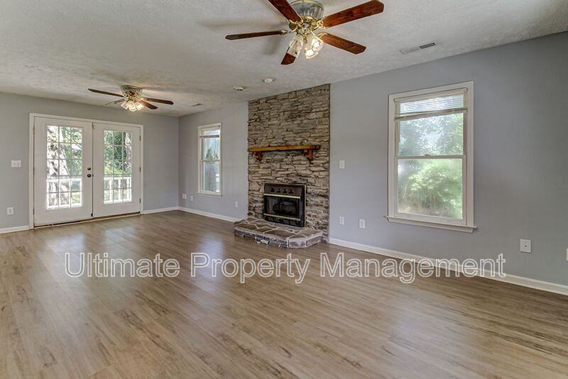 4614 Masonboro Loop Rd - Photo 4 of 22