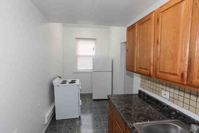 4513 N Malden St #GD - Photo 5 of 17
