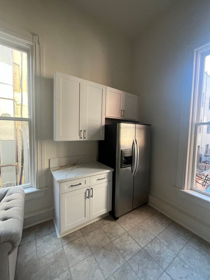 444 G St - Photo 2 of 10