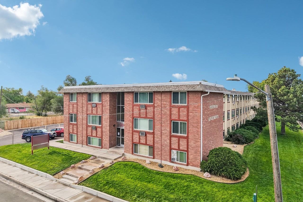 Pinewood Apartments - Photo 7 of 50