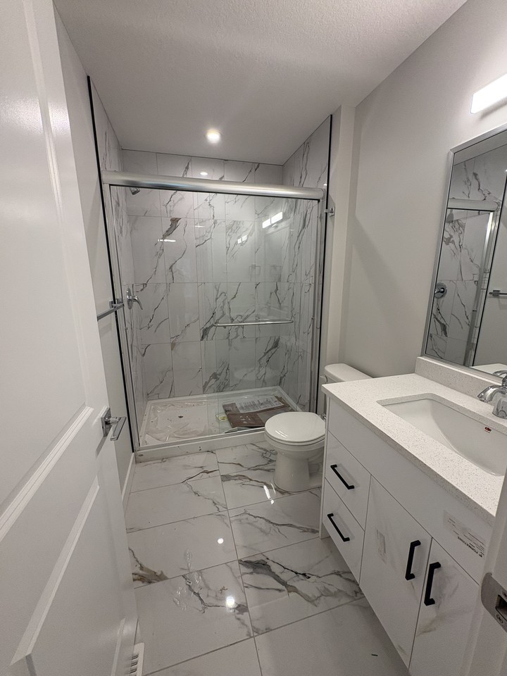 12337 85 St Nw - Photo 3 of 12