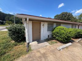 featured image of 1880 Green Dr Nw