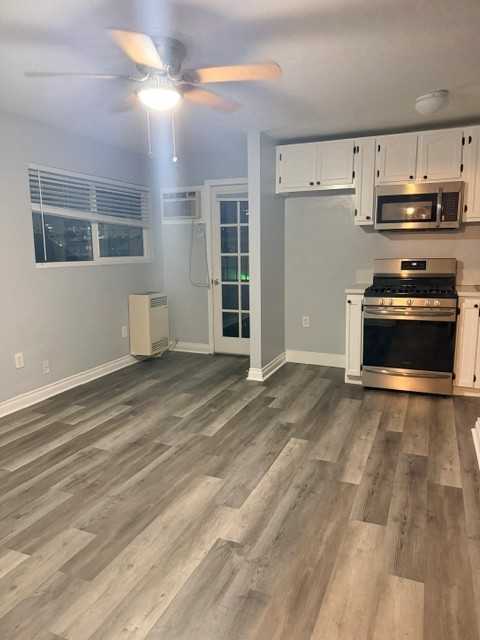 1032-1036 S Normandie Ave - Photo 6 of 17