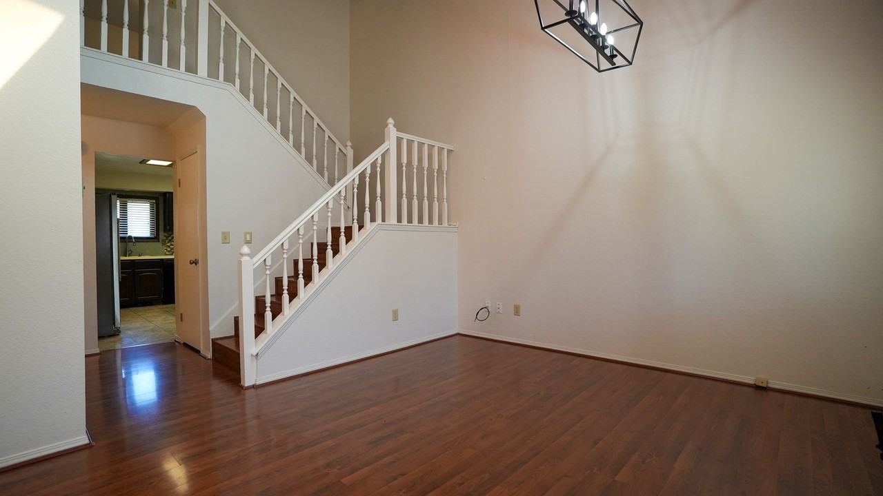 3323 Chuckwagon Rd - Photo 5 of 12