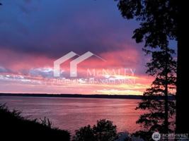 featured image of 3722 Forest Beach Dr Nw